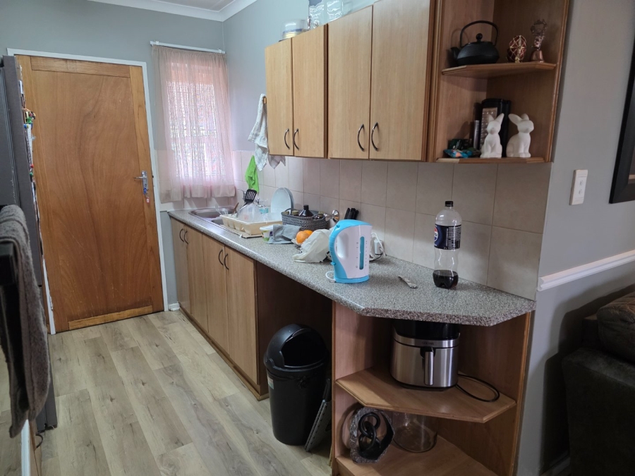 2 Bedroom Property for Sale in Langenhovenpark Free State